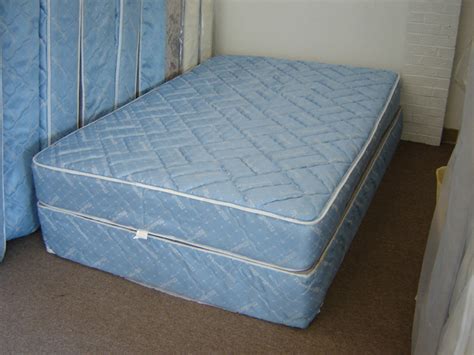 Used mattress for sale - Most used mattresses sell for 20% to 30% of the original price, at most. You can also check other used mattress ads to compare similar mattress prices. Are There …